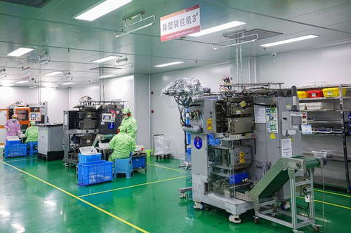 次拋與一般化妝品的區(qū)別 探秘韻斐詩工廠與化妝學(xué)校的視角