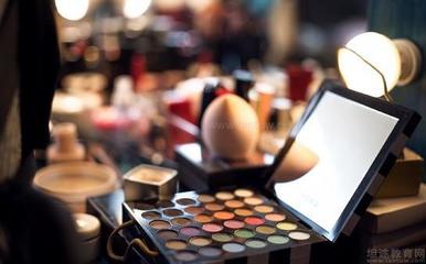 南昌妝典化妝學校 專業化妝教育的卓越選擇