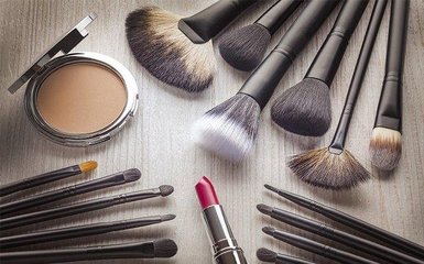 一秀藝素化妝美甲學校 專業化妝培訓，開啟職業新篇章